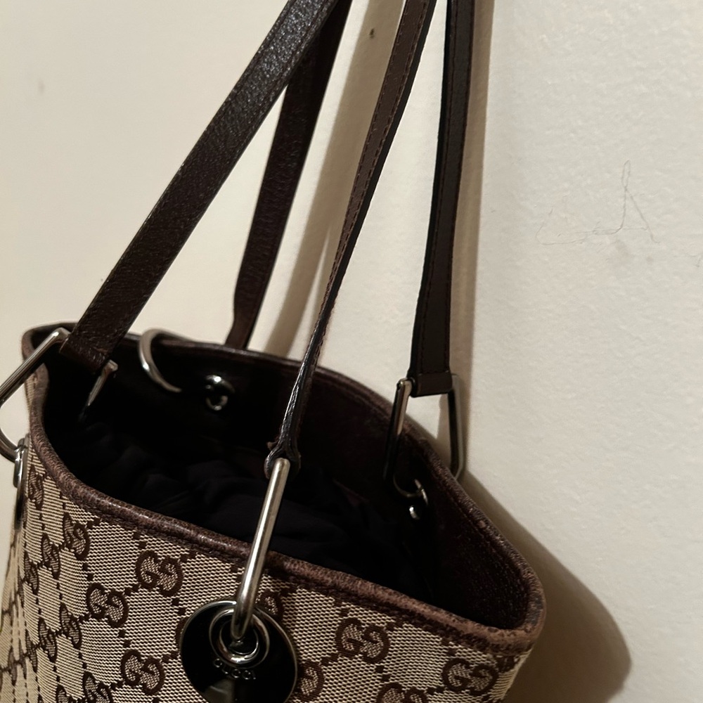 Gucci Authentic Beige Monogram Small Eclipse Tote - image 6